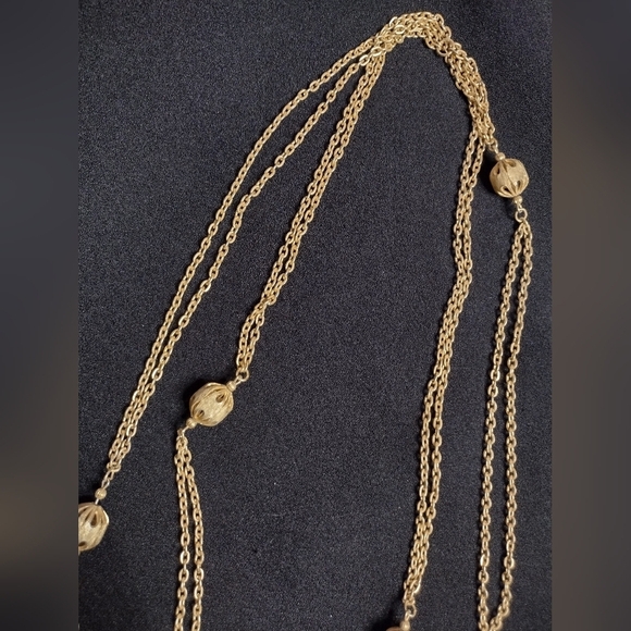 Gold Chain Necklace with Beaded Accents - Picture 3 of 9